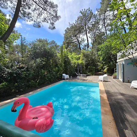 Avec Piscine Privee-4 Ch-8 Pers-ronce Les Bains